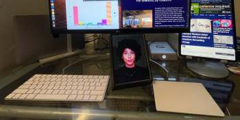 Hands-on: Looking Glass Portrait is a window into the holographic data era