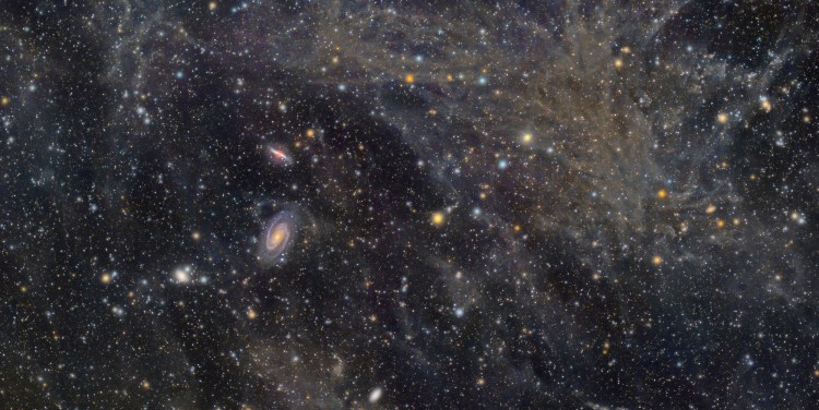 Galaxies and deep space dust