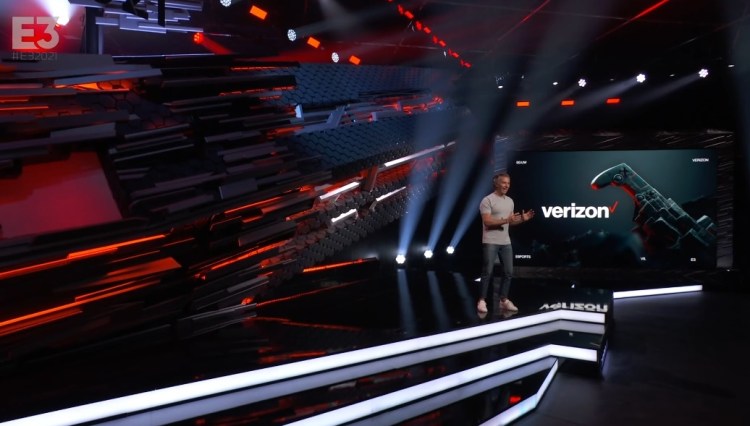 Verizon is setting up 5G partnerships.