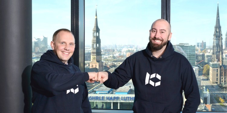 Kubermatic cofounder and CEO Sebastian Scheele (left) with 