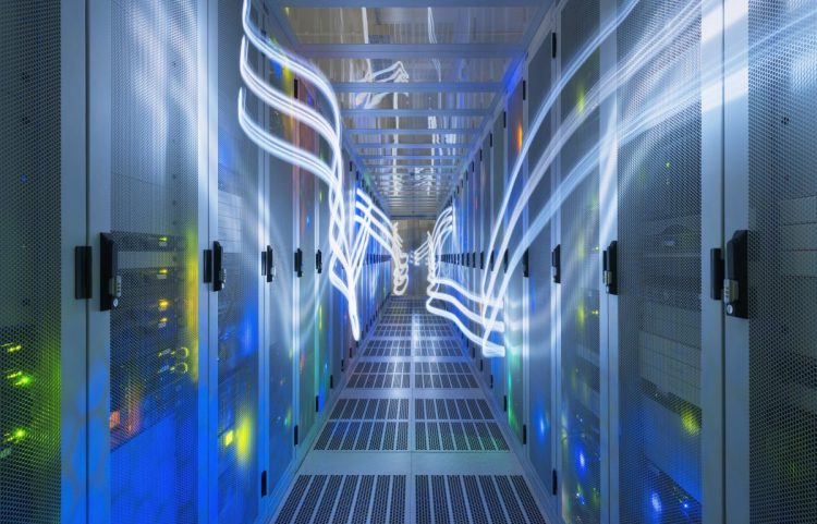 data management data warehouse