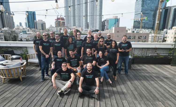A photo of the Descope team 