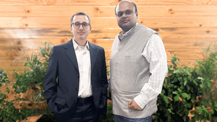 StarSpark’s founders, Rohit Joshi (L) and Ashish Bansal (R), are AI industry veterans